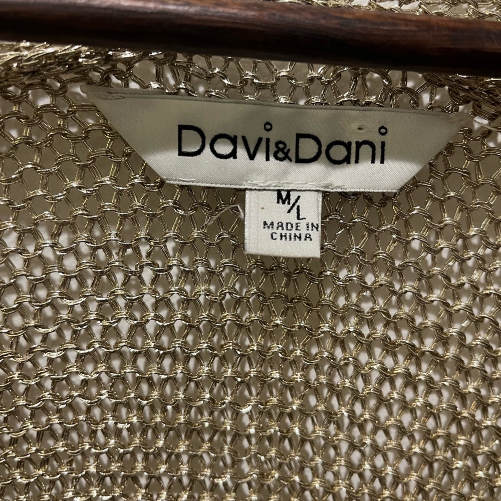 Davi & Dani Gold Mesh Chain Style Open Front Card… - image 8